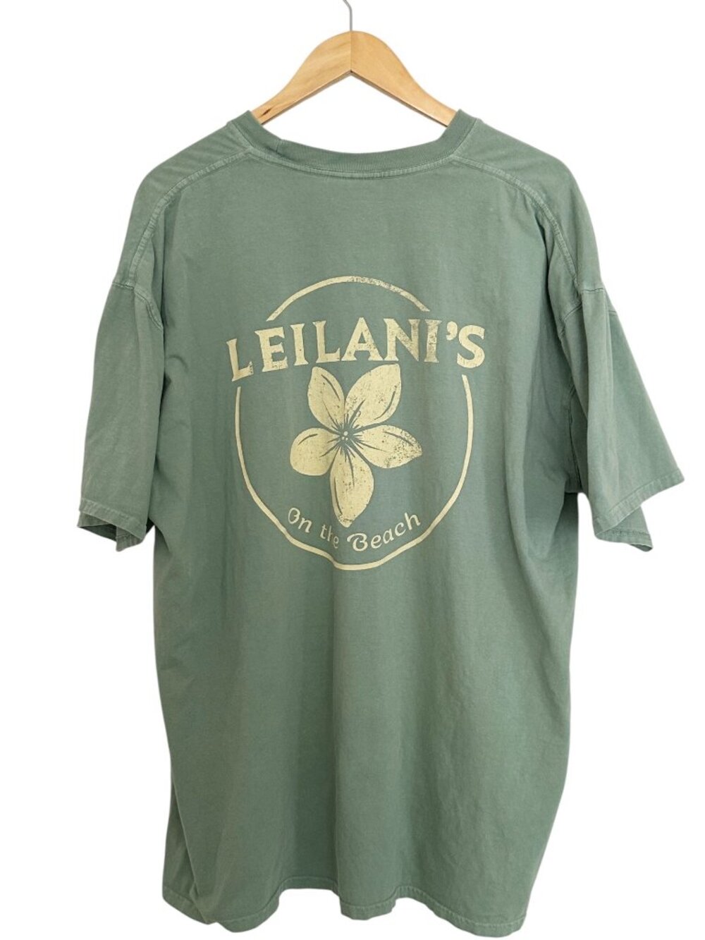 Leilani's On The Beach T Shirt Mens 2XL Green Hawaiian Plumeria Maui Techstyles